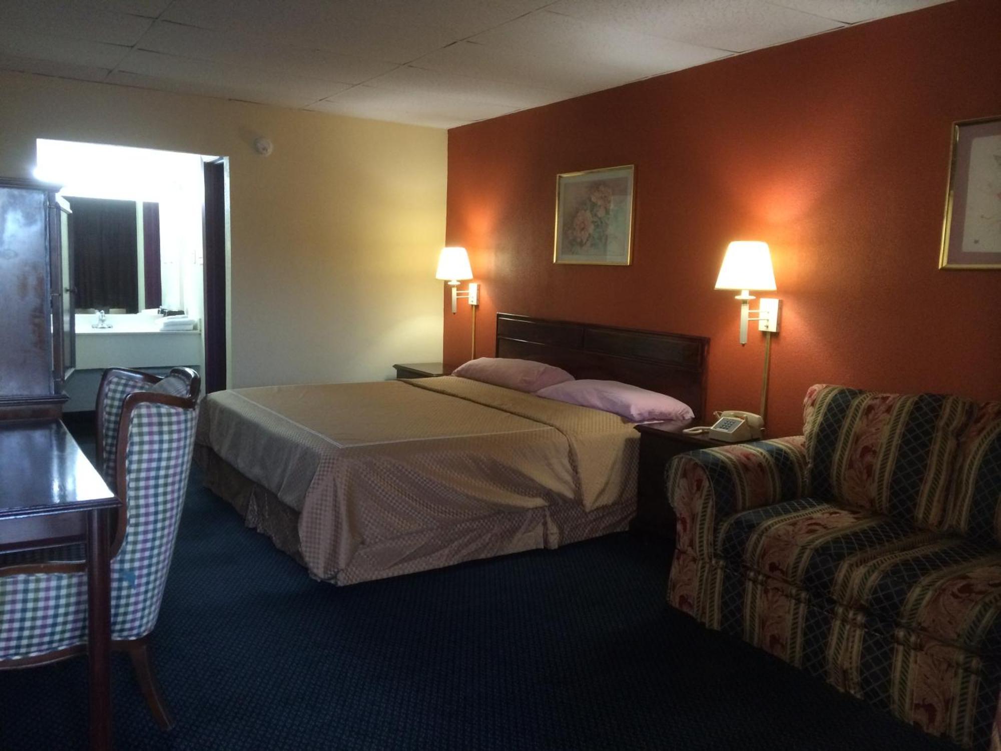 Executive Inn Texarkana Room photo